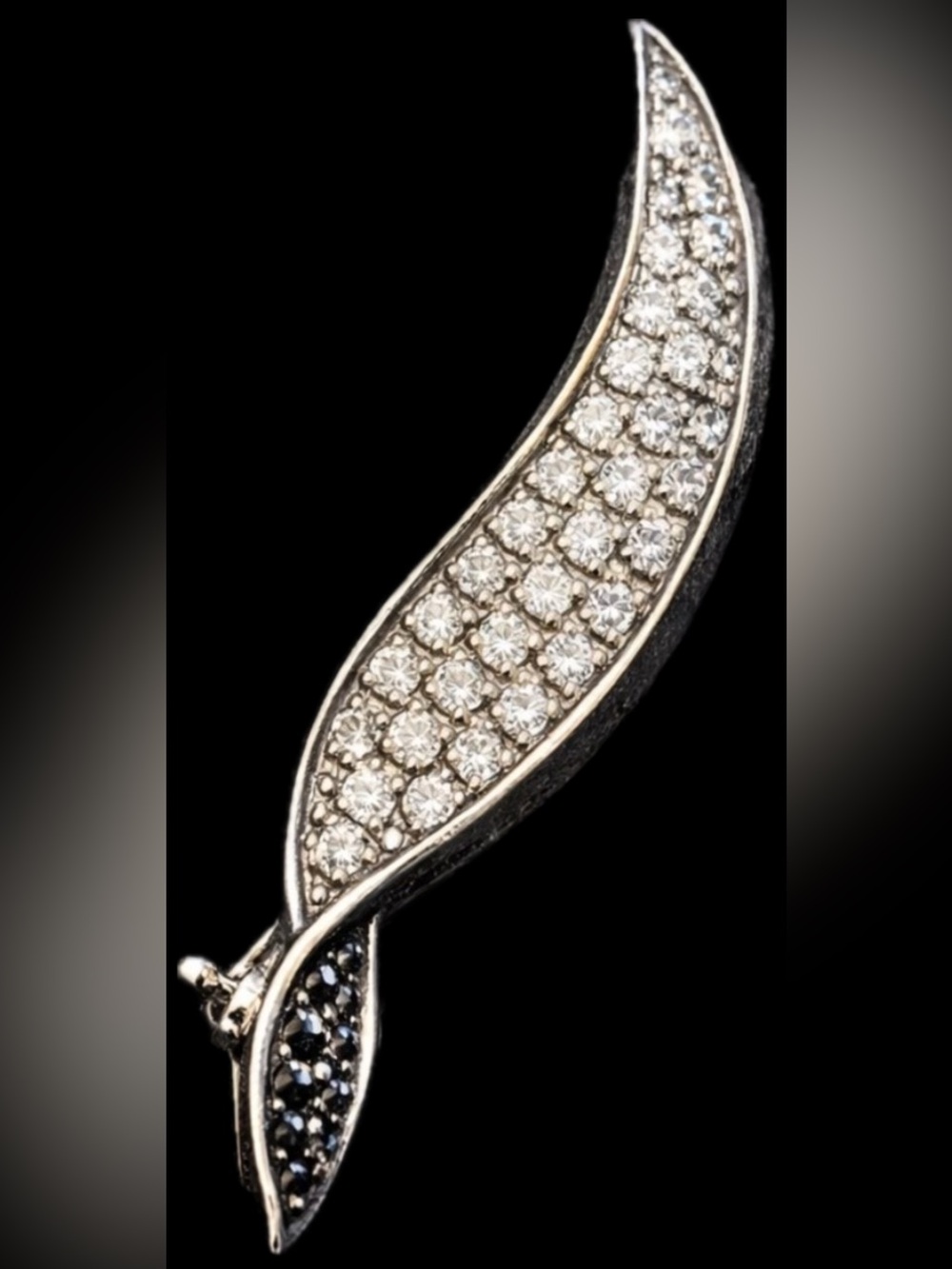 Victoria Wieck vintage black white Absoluta CZ Diamond ladies brooch pin HSN